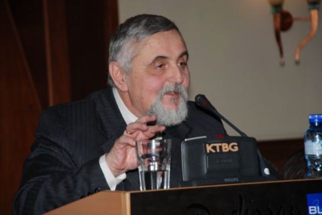 Аспарух Панов: Борисов говори неща, които дори не бива да бъдат помислени