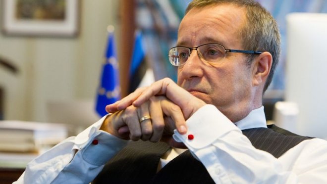 Естонският президент във война с фалшивия си Фейсбук акаунт