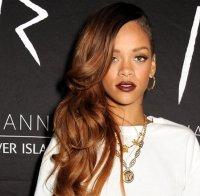 Риана няма време за гадже и дори за смс-и 