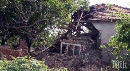 две години наводненията пострадалите мизия все живеят фургони