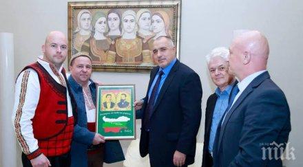 вижте говориха борисов кметовете сопот калофер копривщица снимки