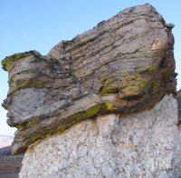 Изкривена любов! Американец се снима със съпругата си, а после я бутна от скала