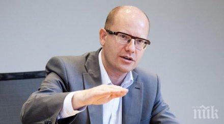 бохуслав соботка осъди нападението центъра бежанци прага