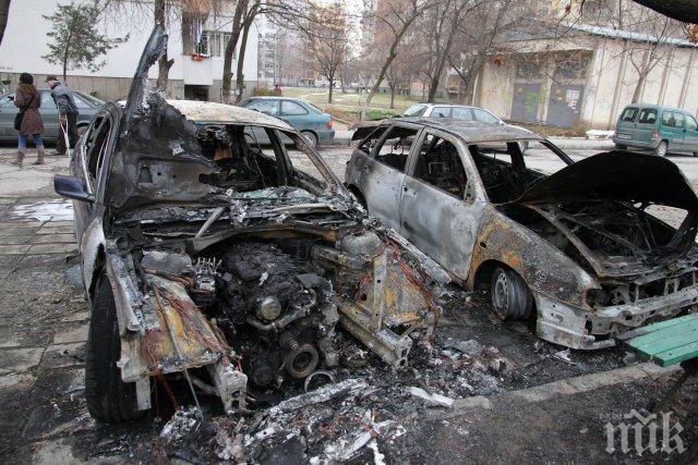 Подпалиха 50 луксозни коли в Берлин! Щетите са за над 1 млн. евро