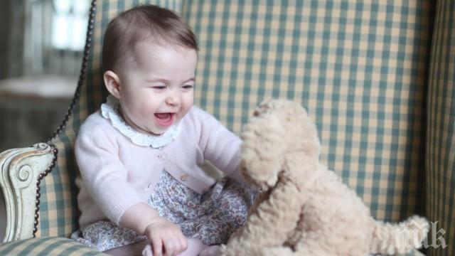 Кръстиха червило на принцеса Шарлот