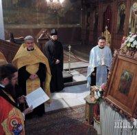 Във Видин изнасят чудотворна икона