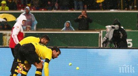 фенове замерят терена топки тенис дортмунд бие купата