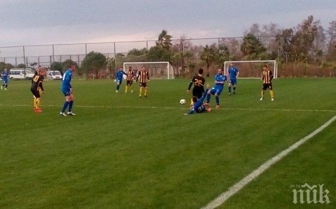 Неделев пак бележи, а Ботев губи в края