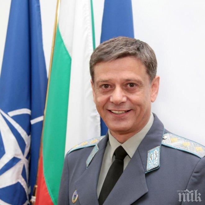 Генерал-лейтенант Константин Попов встъпи в длъжност като Началник на отбраната