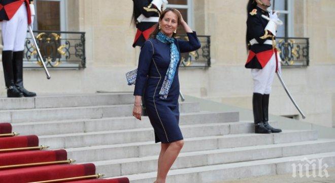 Бивша на Франсоа Оланд поема френското МВнР?