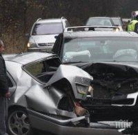 Две тежки катастрофи затапиха пътя Асеновград-Пловдив