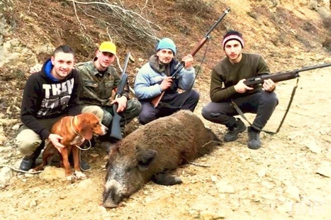 Гранични полицаи участвали в бракониерската дружинка за диви прасета на Варвара