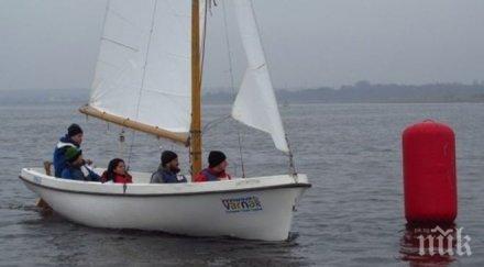 варненци посрещат юбилейната регата трети март