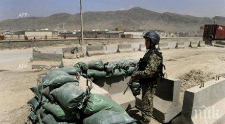 пострадали българи обстрела летище кандахар