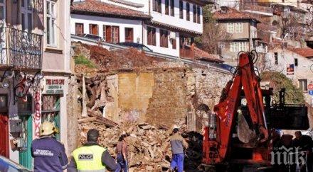 рухна метохът преображенския манастир затвори северния вход търново