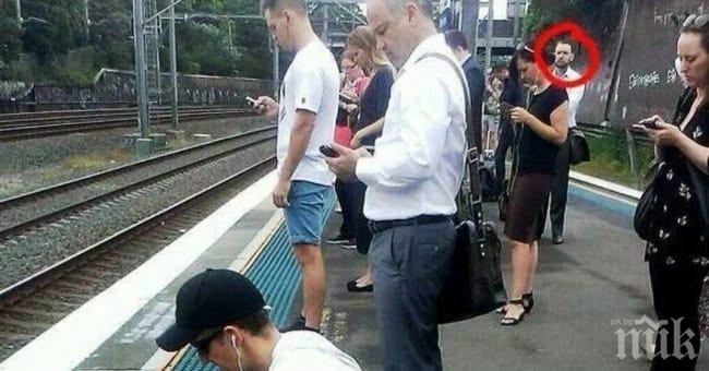 Нова фотозагадка подлуди интернет обществото: Какво не е наред с този човек на снимката?

