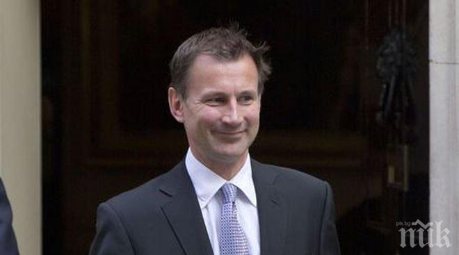 Шок! Млада лекарка изчезна, споменавайки британския здравен министър в предсмъртното писмо