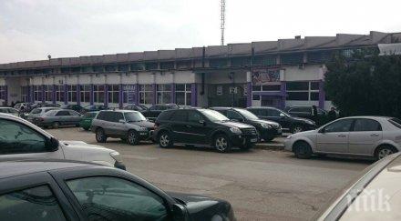 камата сдържа сълзите поклонението трифон иванов обновена снимки