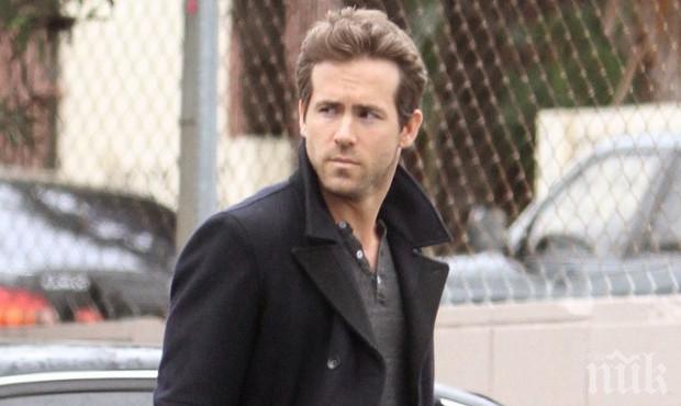 Райън Рейнолдс се готви за роля на космонавт