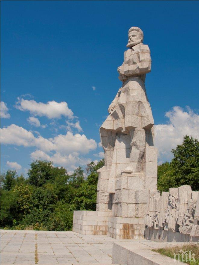 Сътрудничим си с Индонезия в областта на културата
