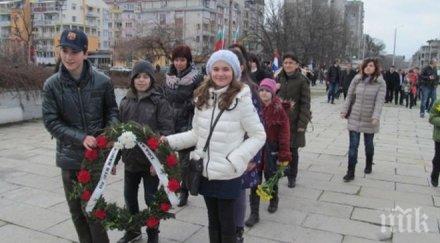 стотици русенци отбелязаха 138 ата годишнина освобождението града