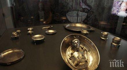 хванаха двама мъже продават крадено сребро пазар