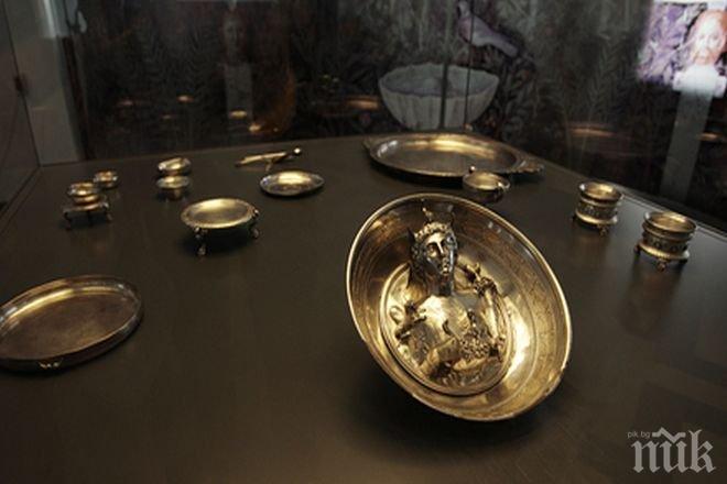 Хванаха двама мъже да продават крадено сребро в Нови пазар