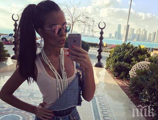 Николета със селфи мания