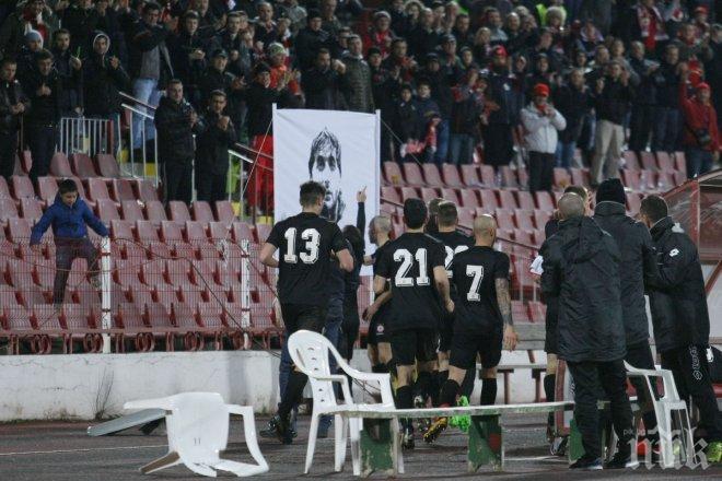 ЦСКА със 17-а поредна победа във В група, игра в черно заради Туньо (ВИДЕО)