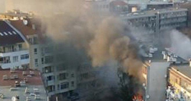 При пожар в жилищна сграда в Чехия са загинали трима души