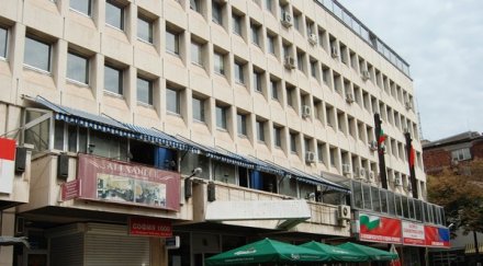 кучи студ позитано парно