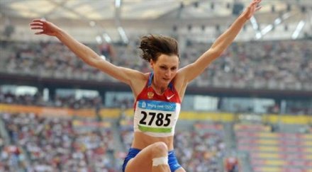 трикратна световна шампионка изгърмя допинг