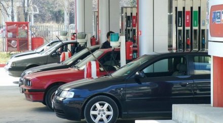 бензинът нас скача заради размирните иран египет