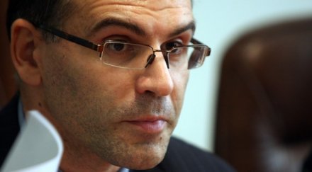 дянков обеща големи заплати учителите