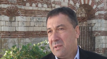 обвиненият дюнигейт кмет несебър мирослав найденов прехвърля вината