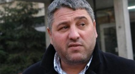 киро японеца лети чужбина спаси убийство