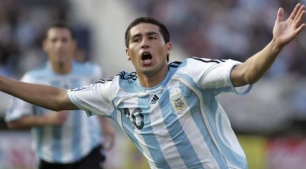 хуан роман рикелме завръща бока хуниорс