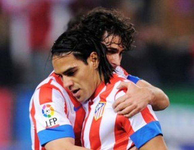 Райо Валекано изненада неприятно Атлетико (М) и го отдалечи от върха