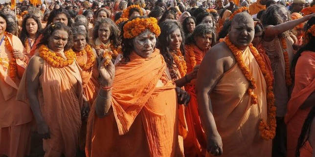 Празник в Индия завърши с 18 премазани