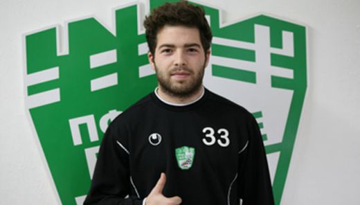 Блекбърн преотстъпи португалски халф на Берое