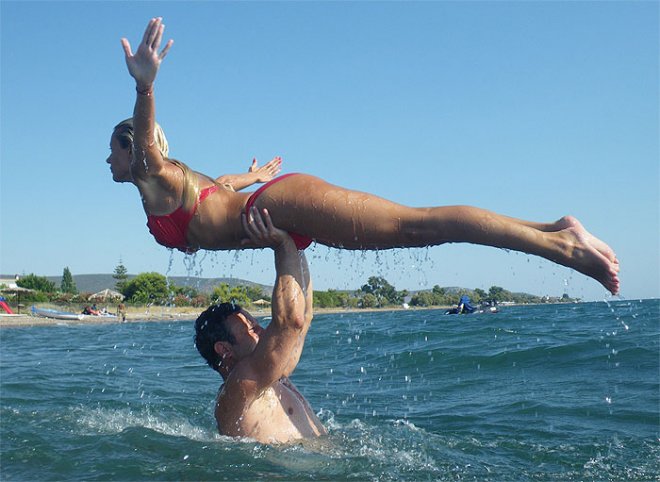 Рачков води Мария да се пекат на Малдивите