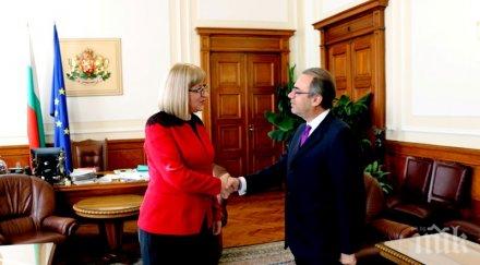 цачева срещна почетния президент международния адвокатски съюз мигел лоиназ
