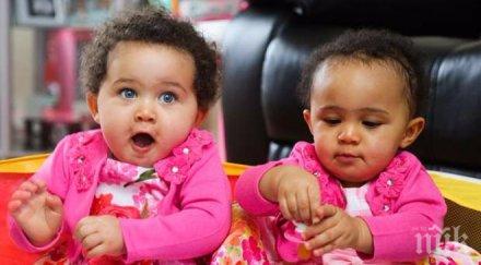 родиха първите англия еднояйчни близнаци различен цвят кожата