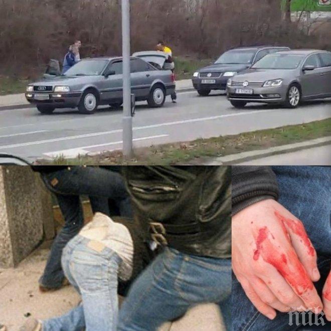 Отново кръв на пътя! Шофьори се млатиха с прътове след катастрофа!