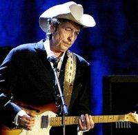 Ценни артефакти от кариерата на Боб Дилън ще бъдат организирани в музейна експозиция