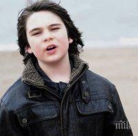 Българче от Ню Йорк ни поздравява с новата си песен 