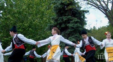 възражда интересът народните хора