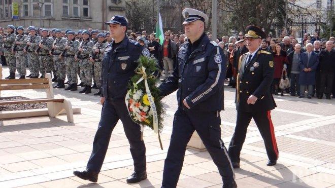 Ямбол отдаде чест на освободителите (снимки)