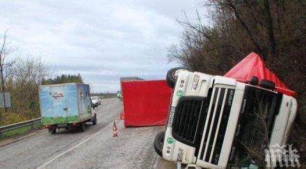 ужас семейство дете пътувало обърнатия джип тракия вижте подробности около тежата катастрофа снимки