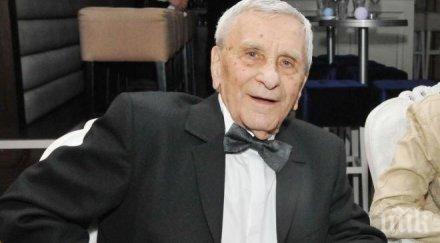 прощаваме журналиста петко бочаров